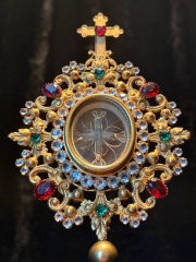 Large Relic of the True Cross