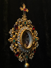 Large Relic of the True Cross