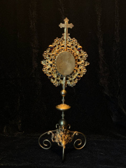 Large Relic of the True Cross