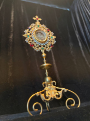 Large Relic of the True Cross