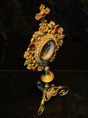 Large Relic of the True Cross
