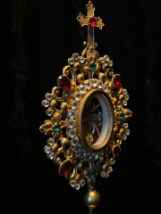 Large Relic of the True Cross